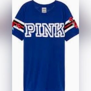VS PINK T-shirt
